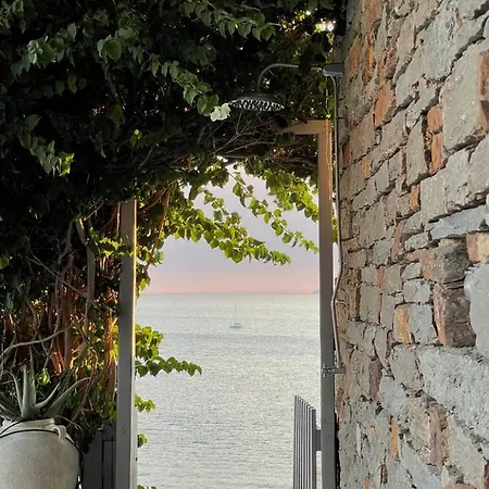 Villa Waterfront 